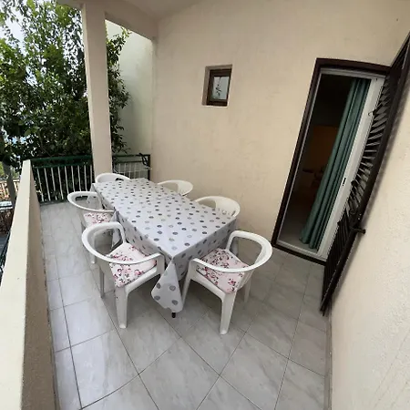 Rooms With Shared Kitchen 