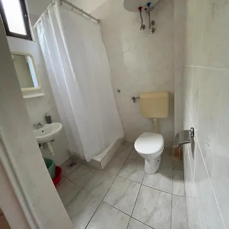 Rooms With Shared Kitchen 